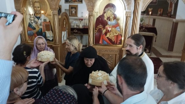 Срби у Ђаковици обележили манастирску славу