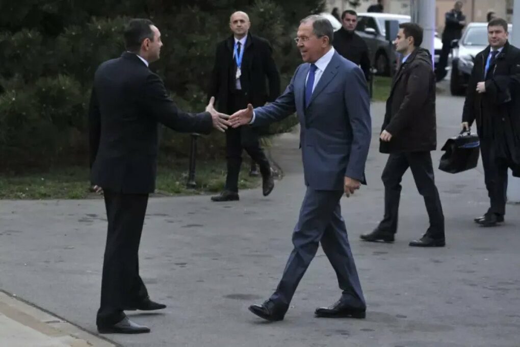 Вулин се састао са Лавровом у Москви: Србија сама бира своје пријатеље