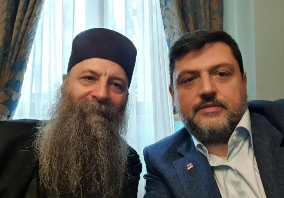 Патријарх Порфирије и амбасадор Божовић на прослави 640 година наше цркве у Боки