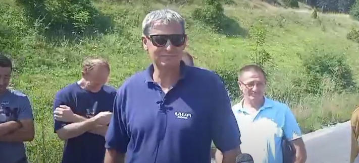 (ВИДЕО) Бивши радници Вектре Јакић блокирали пут: Ово је задње упозорење Абазовићу и Јоковићу