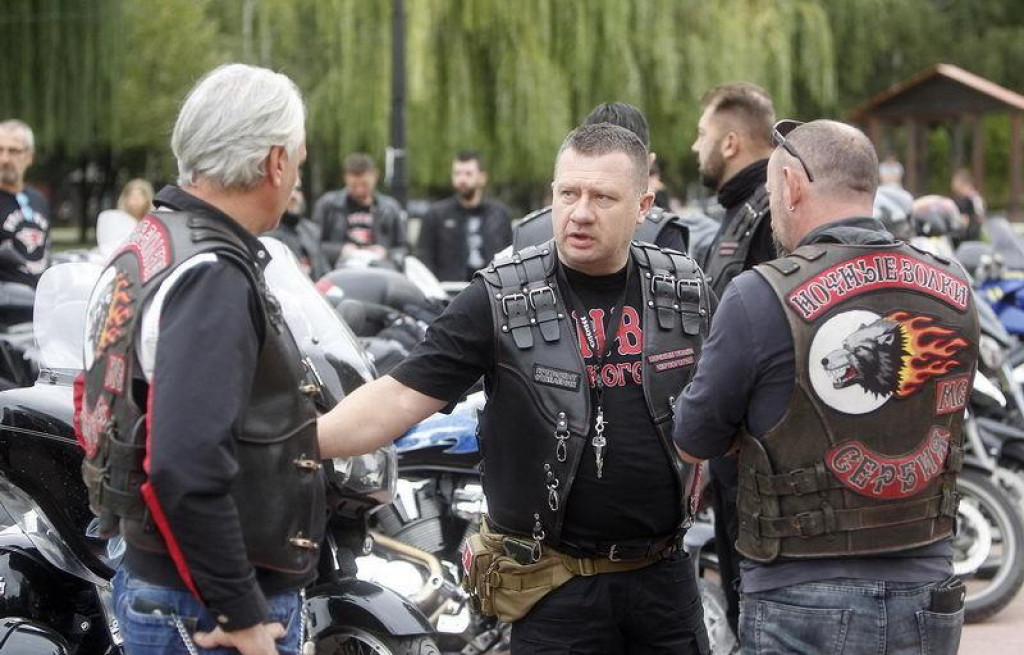 Ноћни Вукови партијама: Не плашите се, зашто да вас нападамо кад сте помогли потписивање Темељног уговора