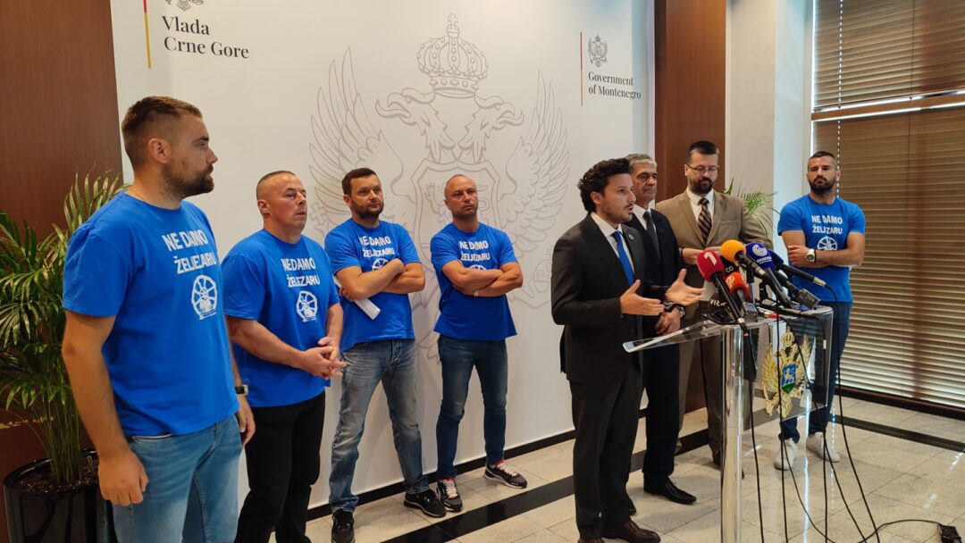 Радници Жељезаре замолили Абазовића да заврши причу око продаје Тошчелика Електропривреди