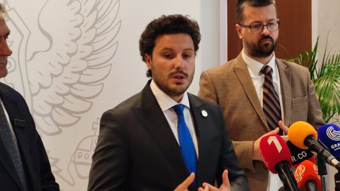 Abazović: Čak i Ivan Vuković ne smije više da pomene Temeljni ugovor