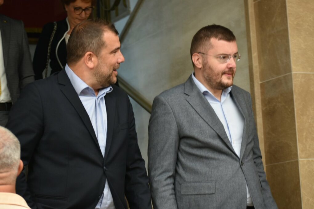 Краповић: Очигледно да Ђукановић на ријеч вјерује само Абазовићу