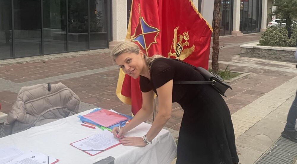 Драгиња потписала петицију НВО ЦПЦ: Да се имовина цркава и манастира врати