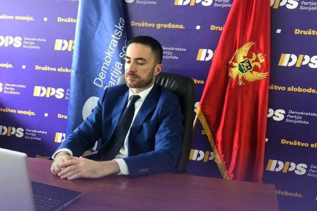 Глупост дана - "Краљ Илир" Богдановић: Сваке године, већ традиционално, губитници и дилетанти покрећу иницијативу за разрјешење предсједника Црне Горе. Постаје досадно