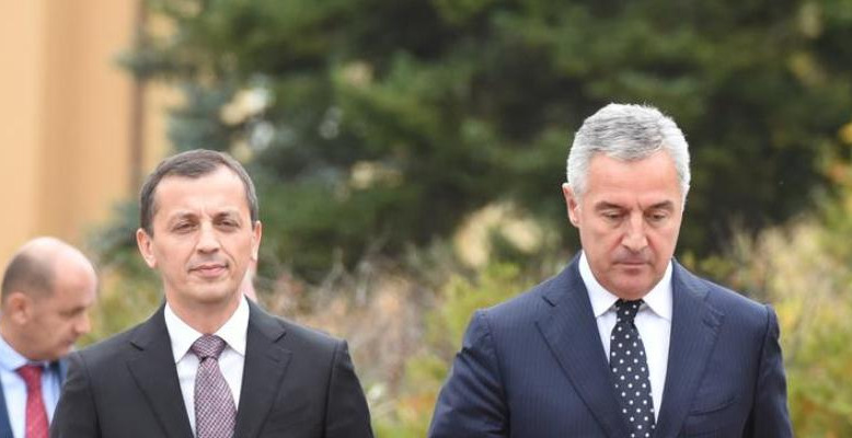 „Бели орао“ поново „слетио у Милово крило“: Бошковић забрањује Абазовићу да критикује Побједу и Градску телевизију!