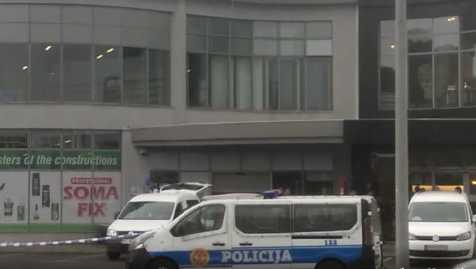 Доња Горица: Евакуисан салон намјештаја због анонимне дојаве о бомби