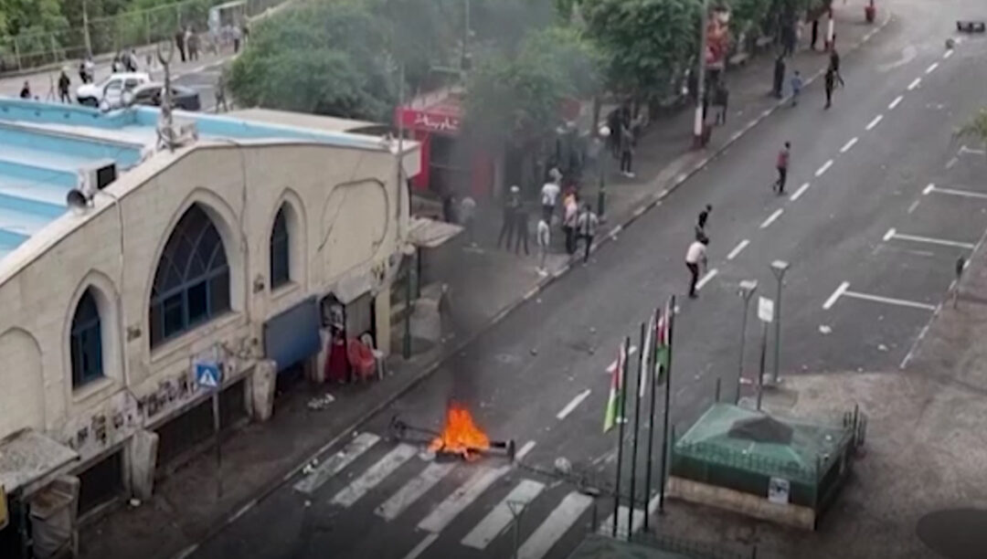 Нови нереди на Западној обали, убијен мушкарац
