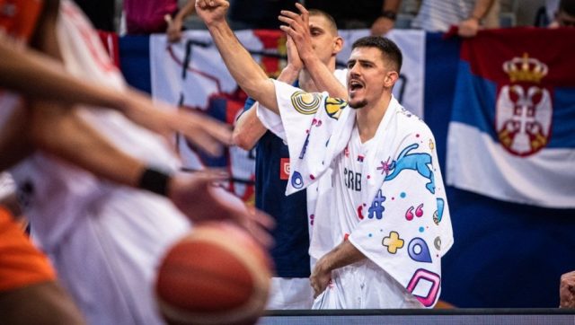 Српски кошаркаши савладали Холандију: Сјајан почетак Европског првенства