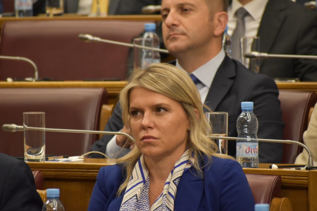 Vuksanović Stanković: Populizam “guta” demokratiju