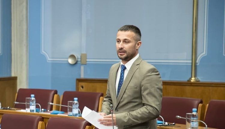 Раичевић: Ако неко сјутра дозволи да се пође ка изборима, тај је од старта сарађивао са бившим режимом