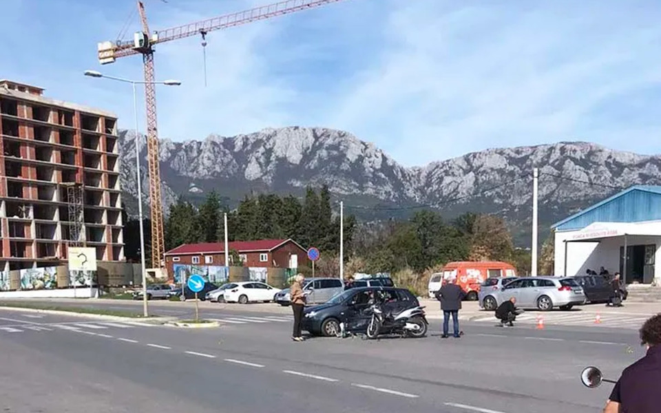 Bar: Motociklista teško povrijeđen u saobraćajnoj nezgodi kod buvlje pijace