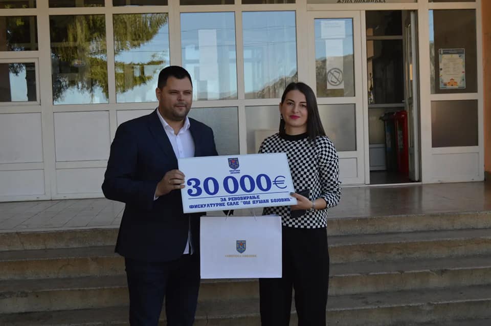 Opština Nikšić: Osnovnoj školi 30.000 eura