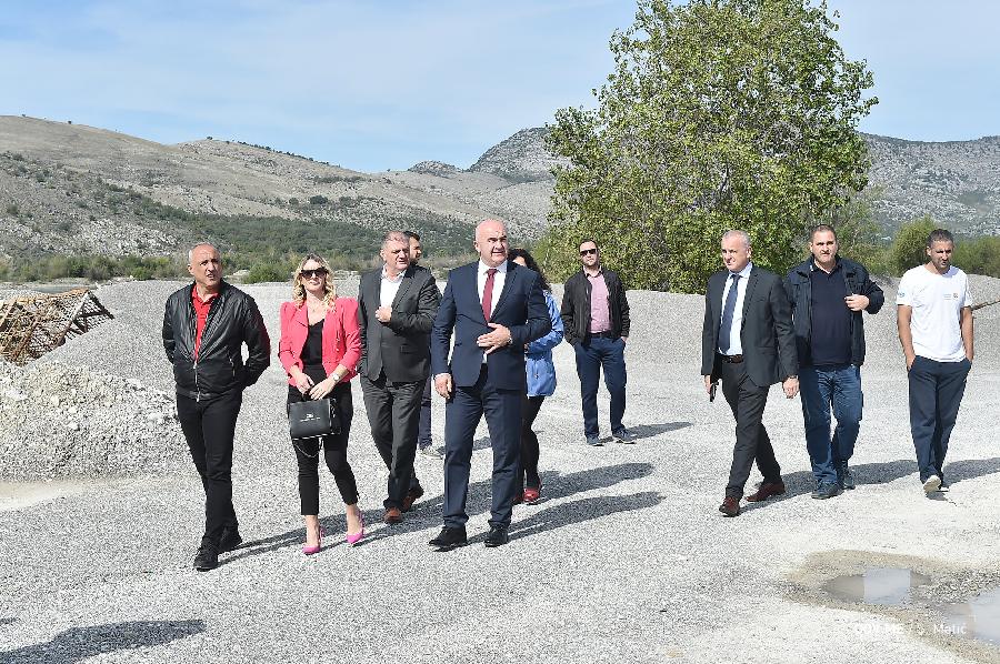 Država će stati na put nelegalnoj eksploataciji rijeka i šljunka