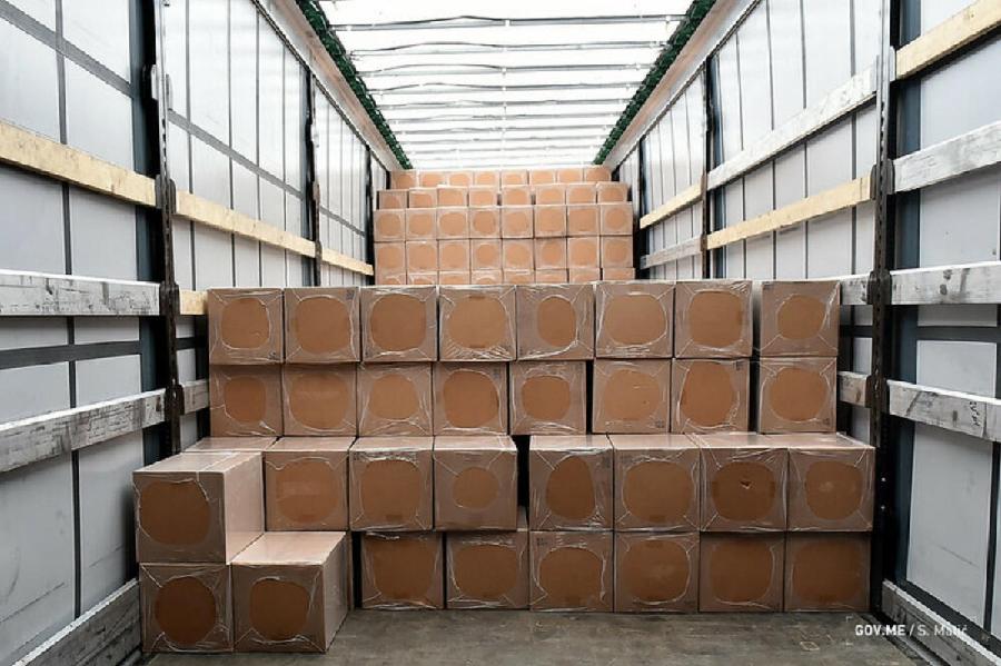 ISTRAGA: Nađene ukradene cigarete, uhapšen službenik Uprave carina