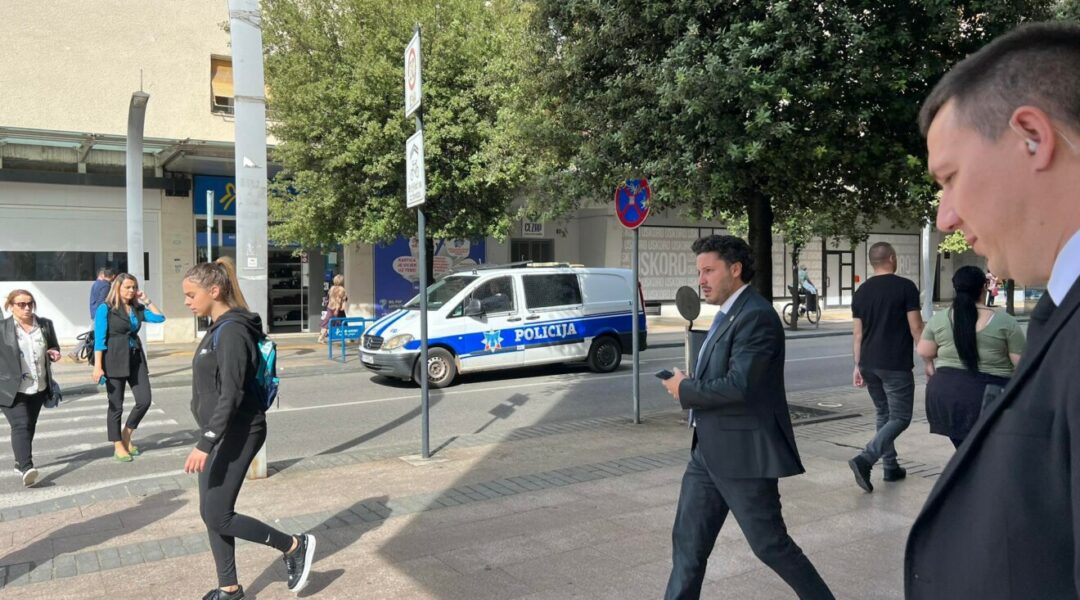 Abazović danas bio u SDT: Radimo državne poslove, u narednim danima će se znati