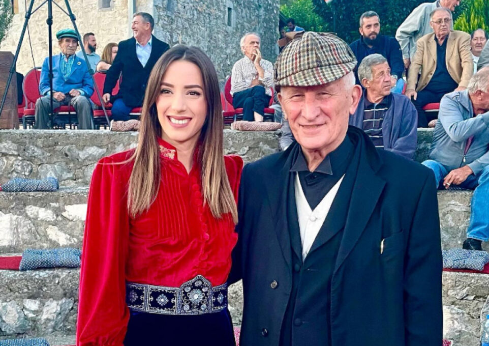 Danica Crnogorčević dobila pjesmu od Matije Bećkovića