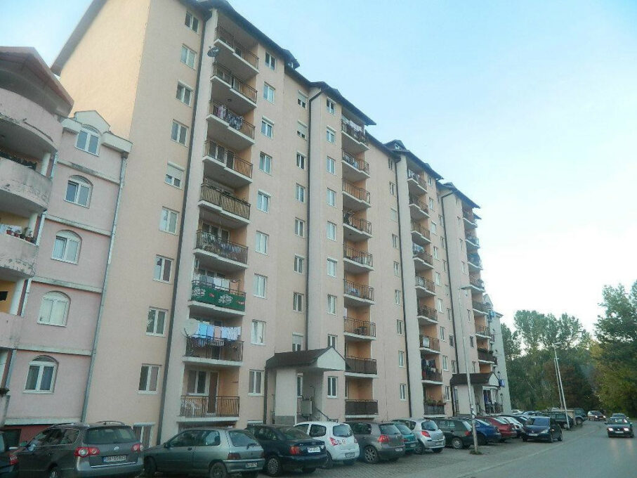 Tužilaštvo žmuri na moguće koruptivne radnje u vezi sa dodjelom kadrovskih stanova u Beranama