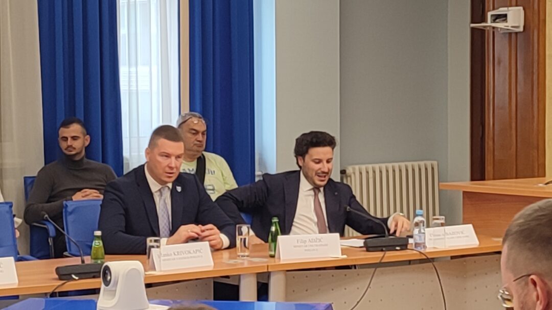 Pratite UŽIVO na potralu Pogled: Abazović danas pred Odborom za bezbjednost i odbranu