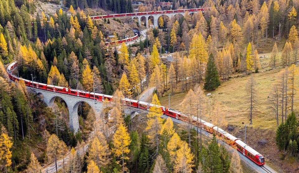 Najduži putnički voz na svijetu ikad prošao kroz švajcarske Alpe