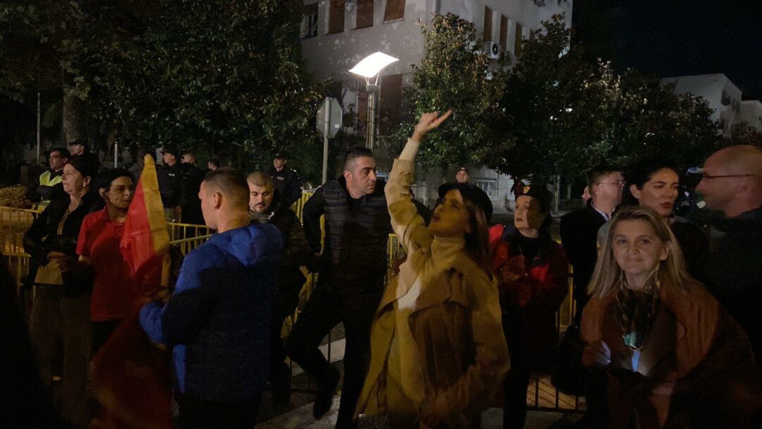 (VIDEO) Vuković na protestu: Ne znam gdje je Milo Đukanović večeras