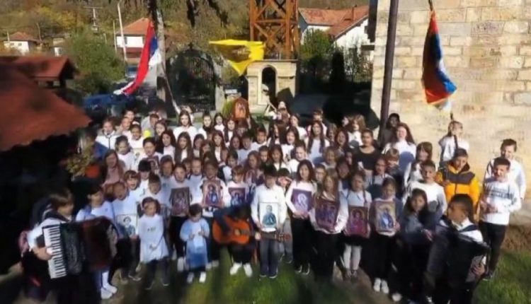 Djeca sa Kosmeta uz pjesmu „Vera naša“ poručuju: Samo želimo da odrastamo u miru