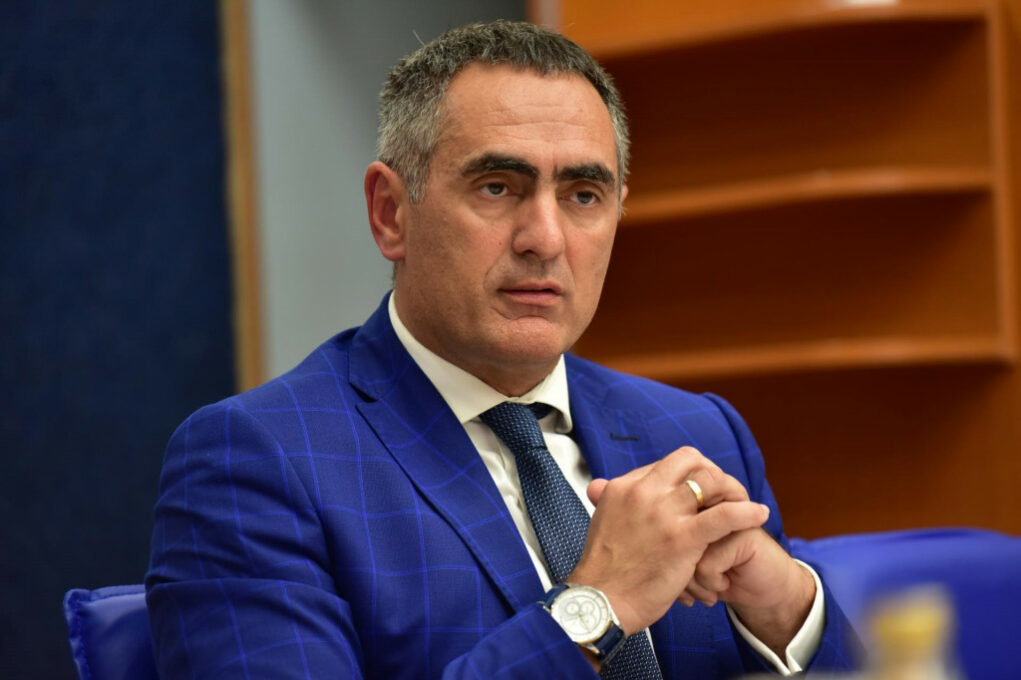 Vlada se zadužuje 10 miliona uz kamatu od 5,5 odsto