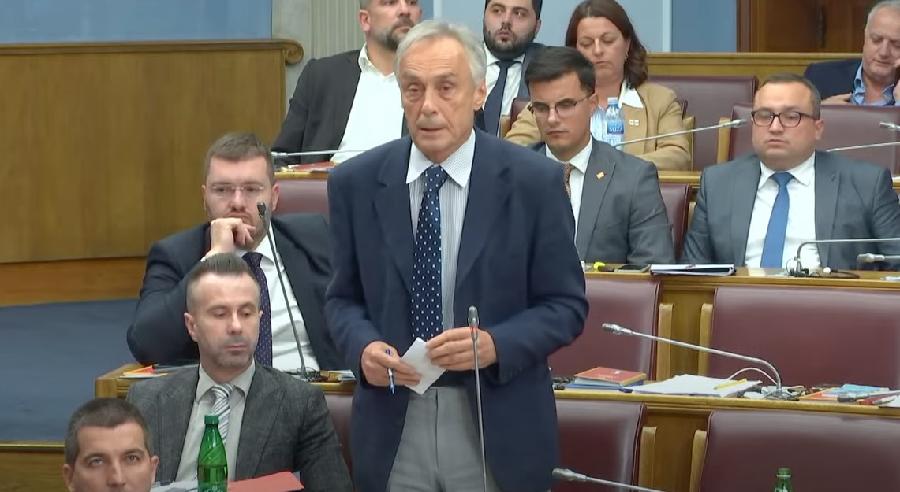 Lekić: Zakon politički odgovor na uzurpaciju Ustava