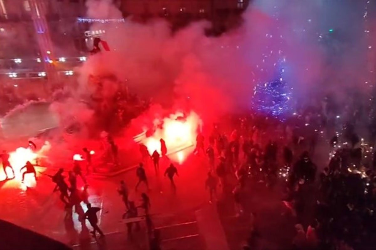 NEREDI NAKON UTAKMICE FRANCUSKA-MAROKO: U sukobima jedan Marokanac izgubio život, neredi i u Briselu (VIDEO)