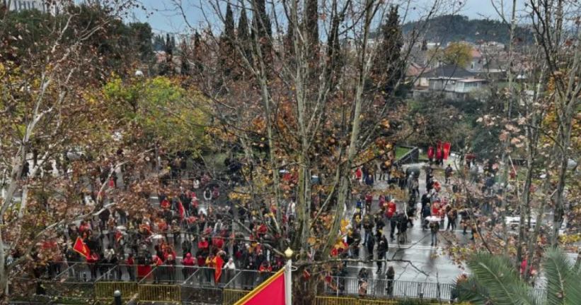 „Ima nas“: Sa sigurnošću možemo reći da su ovo najmasovniji protesti koje pamti moderna istorija Crne Gore (FOTO)