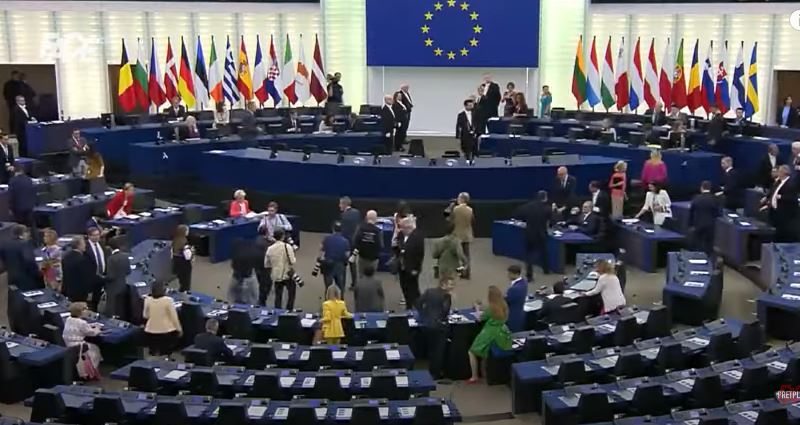 VRTOGLAVE CIFRE: Poznato kolika je plata poslanika u EU