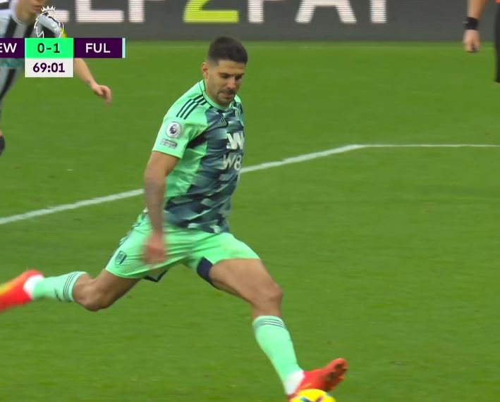 NEVJEROVATNA SITUACIJA: Mitroviću poništen gol sa bijele tačke (VIDEO)