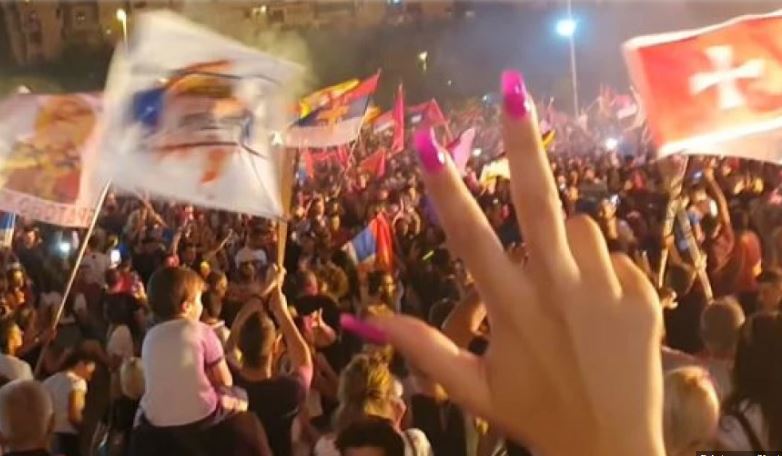 U Sarajevu ZABRANJENO dizanje TRI PRSTA! Oglasio se Dodik: Svo ZLO počelo je napadom na SRPSKOG svata - ništa me ovo ne čudi
