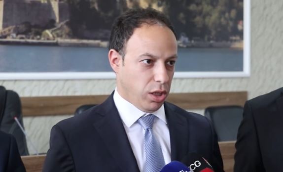 SRAMNA "PRIREDBA" U ULCINJU: Opština finansira obilježavanje godišnjice nezavisnosti takozvane države Kosovo