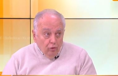 AKADEMIK BIJESAN NA VUČIĆA: Stidim se Srbije jer nije uvela sankcije Rusiji