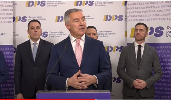 Milo Đukanović podnosi ostavku, Danijel Živković na čelu DPS-a