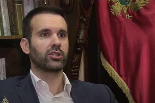 BURNO NA SJEDNICI KOLEGOJUMA: Mandić pozvao Spajića i pustio ga na zvučnik od telefona...