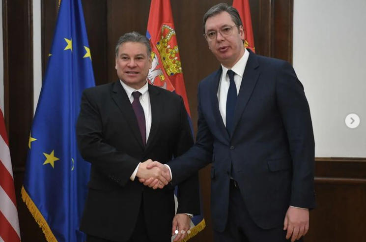 VUČIĆ SE SASTAO SA ESKOBAROM: Otvoren i korektan razgovor - Vjerujem u dalje unapređenje odnosa između Srbije i SAD