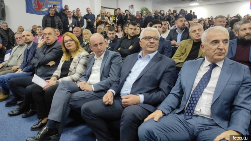MANDIĆ IZ BARA PORUČIO: Nećemo se miriti sa šefovima organizovanog kriminala, i najavio veliku pobjedu