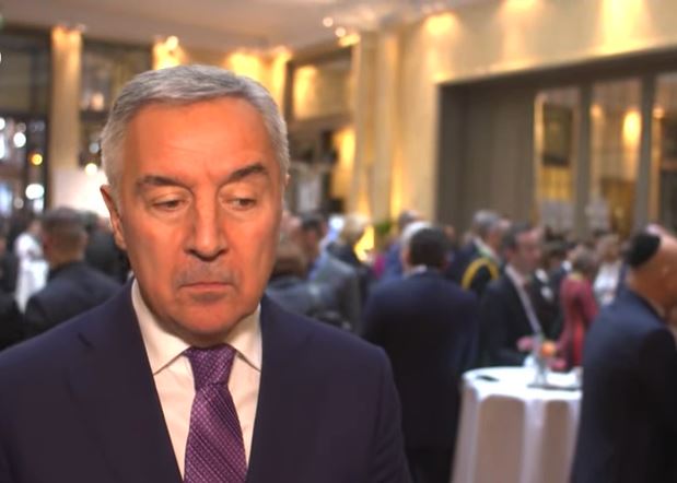 NSD: Da li je Milo Đukanović obavijestio NATO i EU da je ponovo postao komunista?