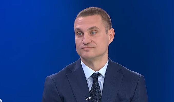 Nemanja Vidić odustao od kandidature za predsjednika Fudbalskog saveza Srbije!