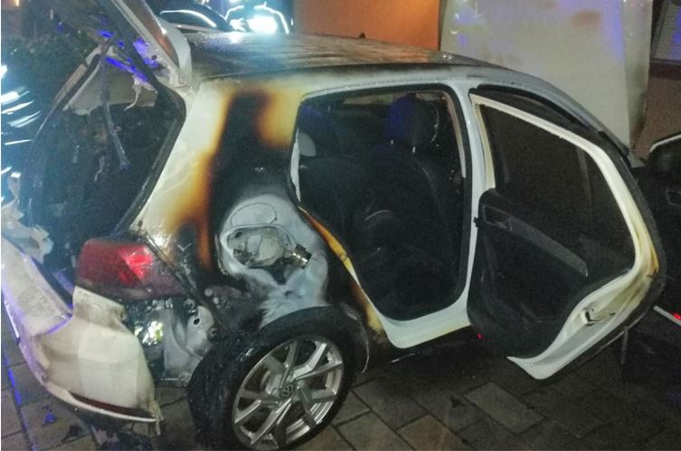 OSUMNJIČEN DA JE ZAPALIO AUTO: Nagutao se dima pa završio u bolnici