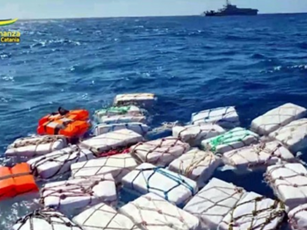 ITALIJA: U moru pronađeno dvije tone kokaina