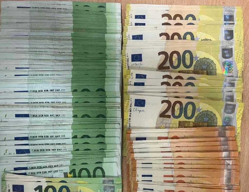 Suspendovani policajac osumnjičen de je na računu krio 1,5 miliona eura odbjeglog Ljuba Milovića
