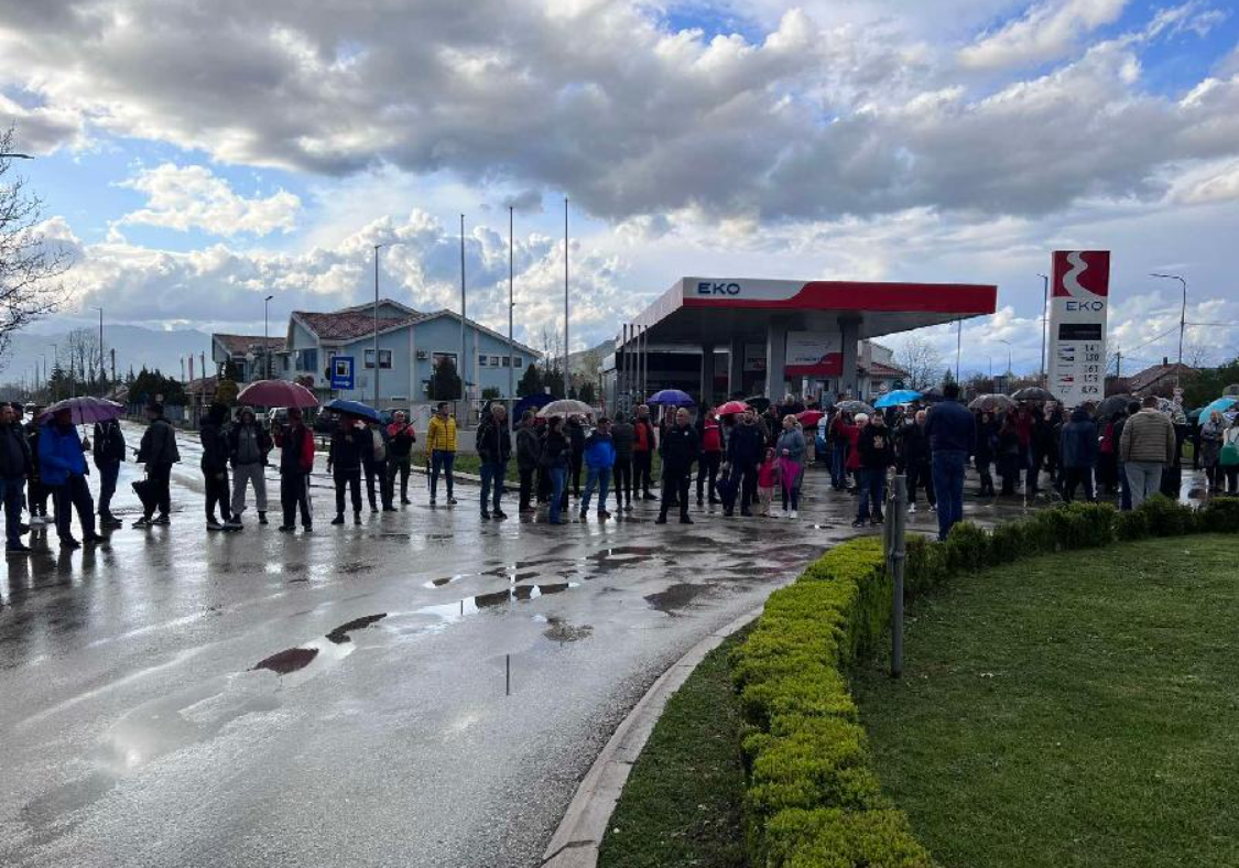 Blokade u Nikišću zbog namjere preimenovanja ulica