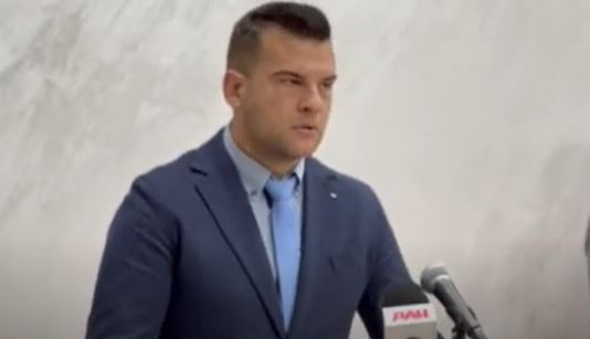 ASANOVIĆ: Nekad su odbornici DPS-a bili velikosrbi i radikali. 0čekujem da jedan dio glasa za ovu našu Deklaraciju , da se vrate na fabrička podešavanja