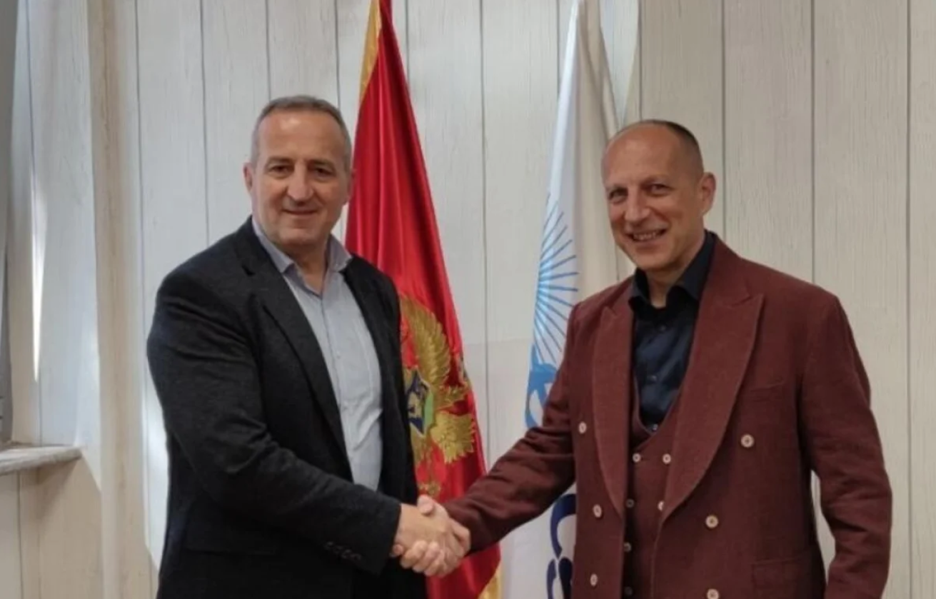 EPCG Solar gradnja i OIE Podgorica potpisali sporazum o saradnji