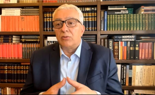 MANDIĆ O HAPŠENJU GRADONAČELNIKA BUDVE: "Žalosno da se Božović predstavlja kao najveći kriminalac, dok njegov imenjak uživa u Dubaiju"