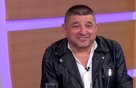 BAJA MALI KNINDŽA NAPRAVIO POMETNJU U VREME KATOLIČKOG BOŽIĆA U CRNOJ GORI! HITNO se glasila Turistička organizacija Tivat